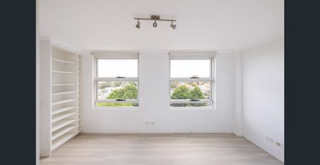 Indoor-outdoor pad with stunning panoramic views - Photo 5