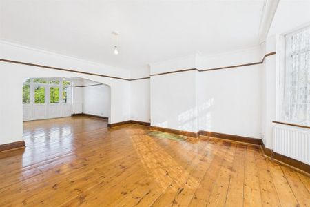 3 bedroom terraced house to rent - Photo 5