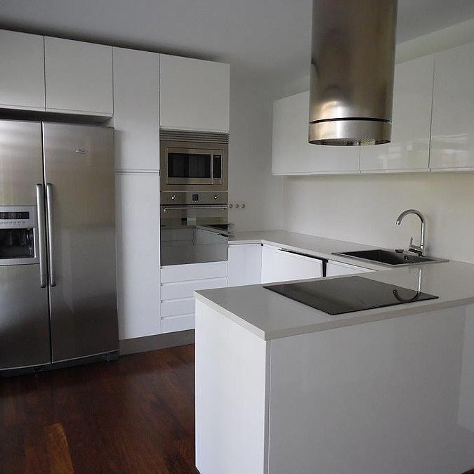 3 Bedroom Apartment with swimming pool, Cascais - Photo 1
