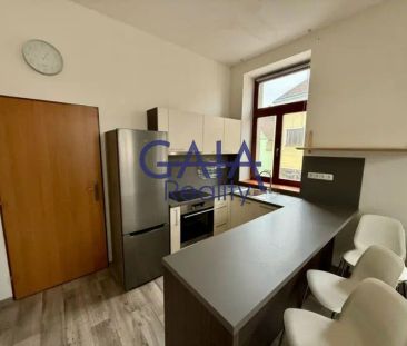 Pronájem bytu 2+kk v centru města - Photo 2