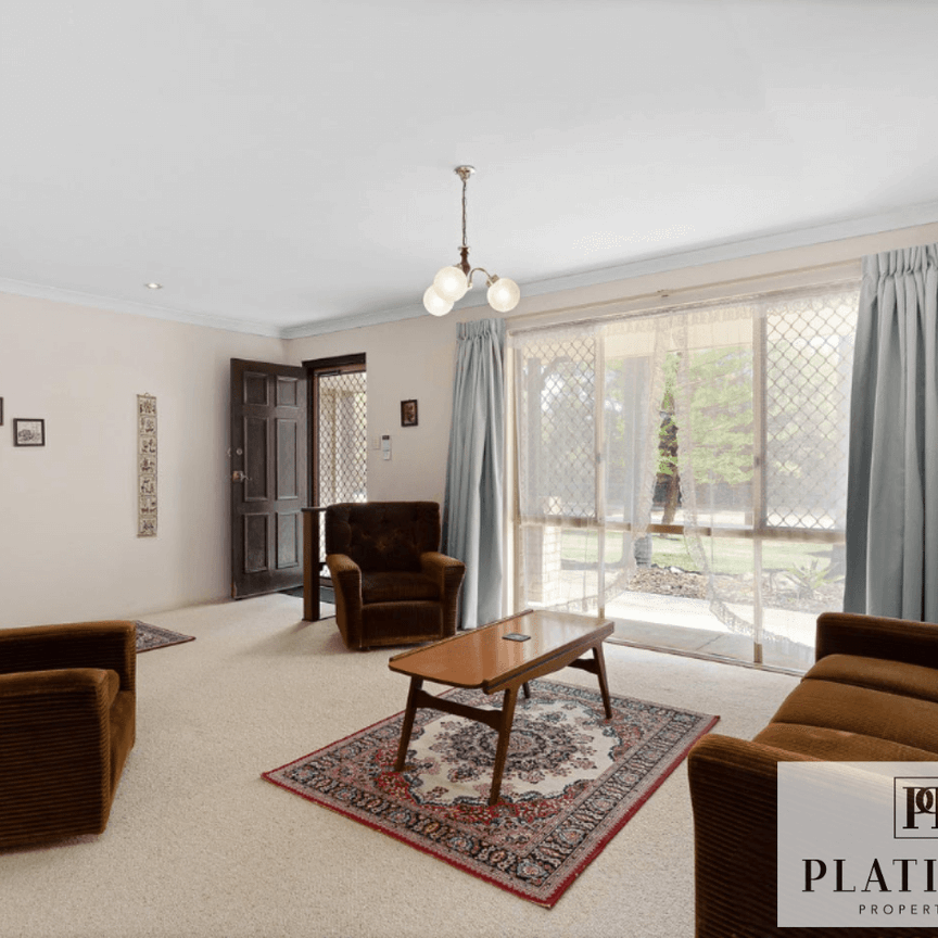 A Practical Home Perfect for Families or Couples - Photo 1