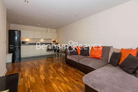 Heritage Avenue, Colindale, NW9 - Photo 2