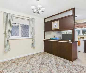 2 bedroom detached bungalow to rent - Photo 5