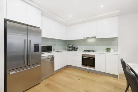Modern Ground Floor One Bedroom Apartment - Photo 3