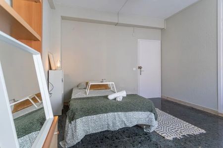 Carrer de Baldoví, Valencia, Valencian Community 46002 - Photo 5