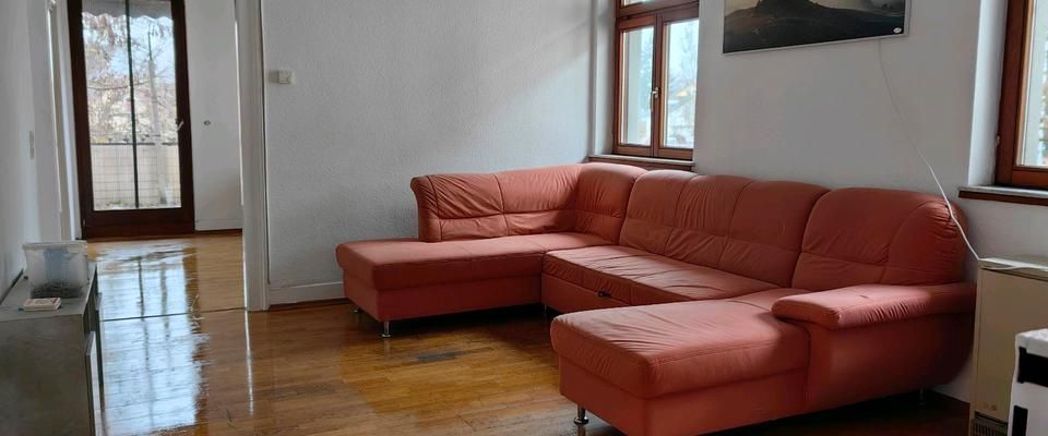 Geräumige, helle und renovierte Wohnung - Photo 1