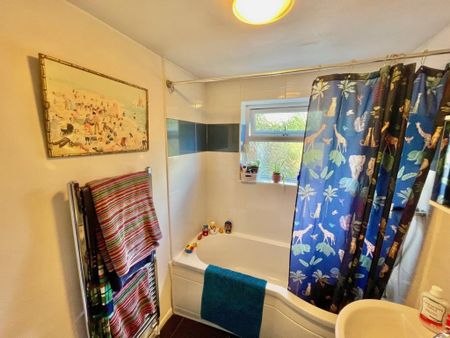 2 bedroom terraced house to rent - Photo 3