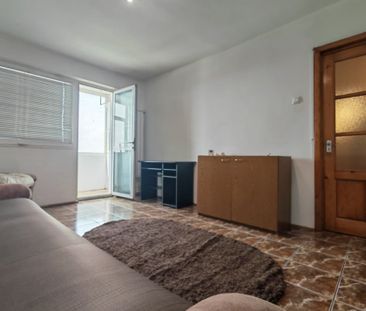 Apartament de inchiriat - zona Casa de Cultura - Fotografie 2