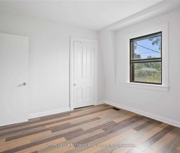 For Lease - 289 Blackthorn Avenue, Toronto, Ontario - Photo 2