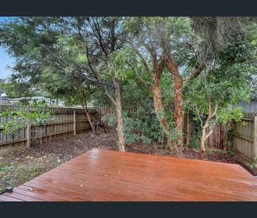 Modern 2-Bedroom unit - Photo 3