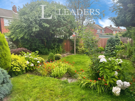 3 bedroom detached to rent Loweswater Drive, Loughborough LE11 - Photo 2