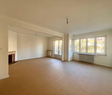 Appartement te huur in Elsene voor € 1.300 met 2 slaapkamers - Foto 1