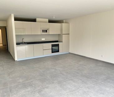 Location Appartement 3 pièces 73m² - Photo 4