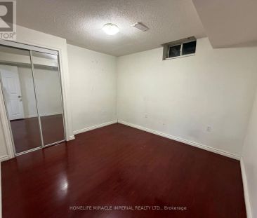 2 ATTVIEW CRESCENT - Photo 1