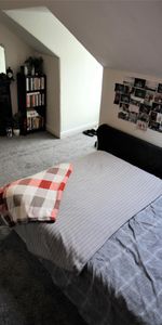 4 bedroom terraced house to rent - Photo 4