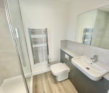 2 bedroom apartment - Photo 4