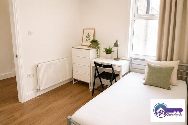 6 Bedroom Flat To Rent - Photo 1