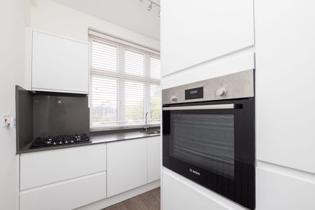 The Broadway, Cheam, SM3 - Photo 5