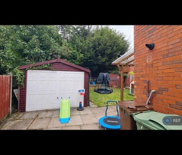 2 bedroom semi-detached house to rent - Photo 4