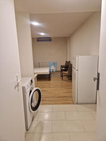 Pronájem bytu 1+kk 25 m2 - Fotografie 2