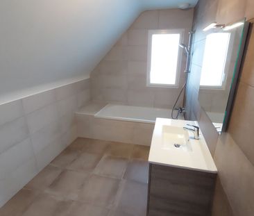 Location Maison 4 pièces 94m² - Photo 6