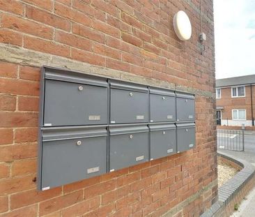 Brockhurst Road, Gosport - Photo 5