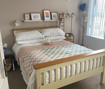 11 Crocknamac Street (TERM TIME LET), Portstewart, BT56 8JX - Photo 2