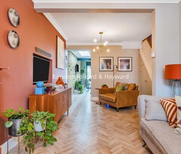 2 bedroom end of terrace house to rent - Photo 2