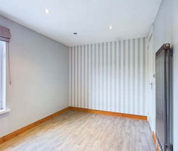 Price £1,550 pcm - Available Now - Unfurnished - Photo 2