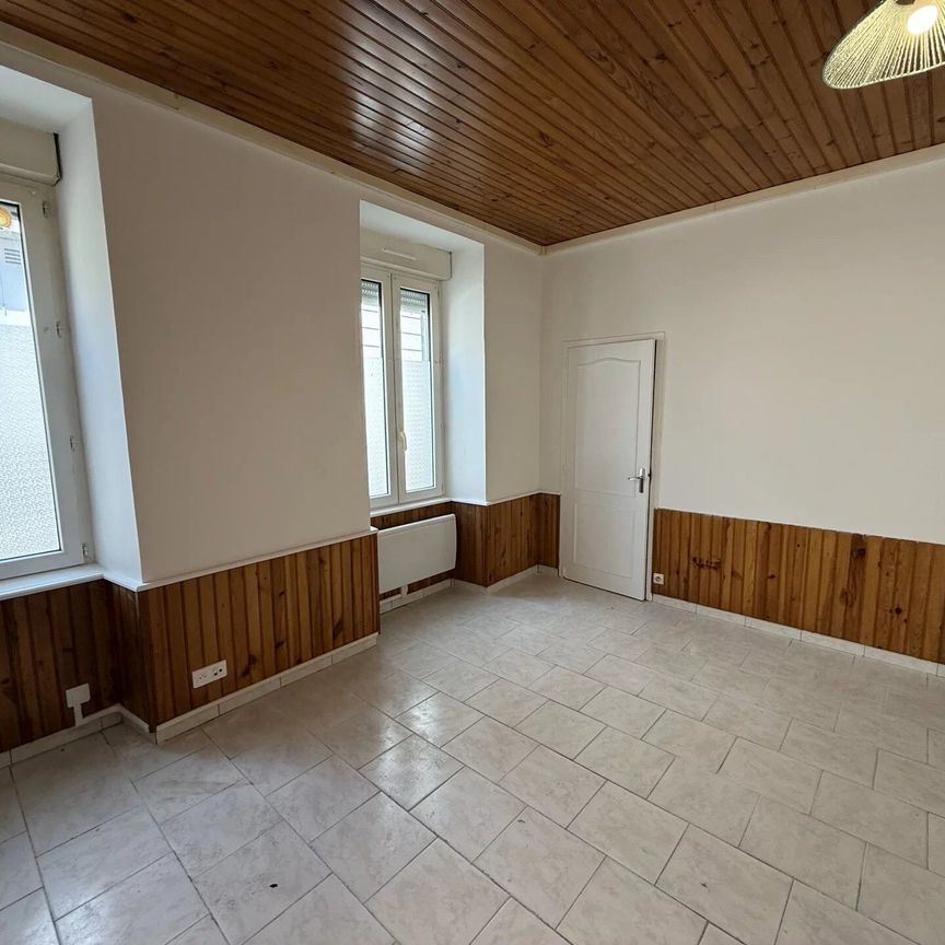 Location Studio 1 pièces 27 m2 à Saint-Laurent-Médoc - Photo 1