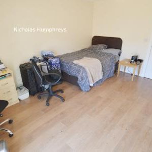 Aviation Avenue, Hatfield, AL10 - Photo 1