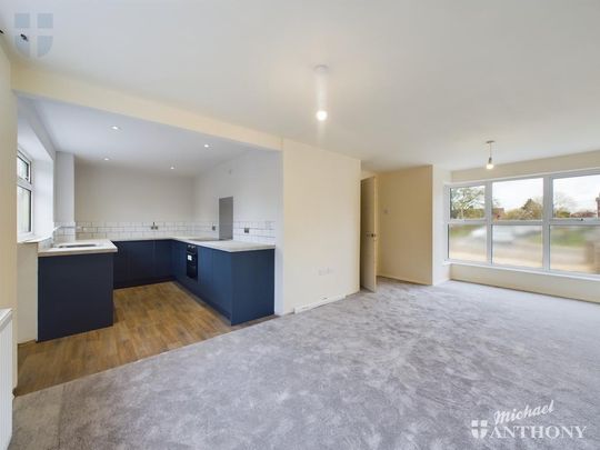 3 bedroom end of terrace house to rent - Photo 1