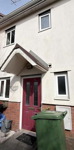 2 bedroom terraced house to rent - Photo 2