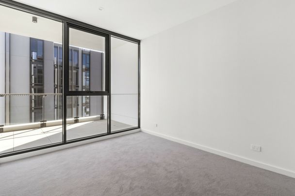 Living At The Griffin - Photo 1