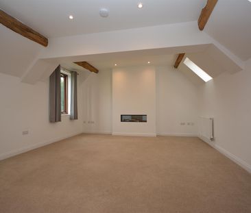 The Hayloft, Upper Brook Farm, Uttoxeter, Marchington Uttoxeter, ST... - Photo 3