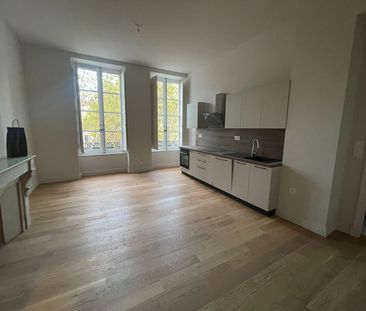 Location appartement 2 pièces, 48.80m², Nîmes - Photo 1
