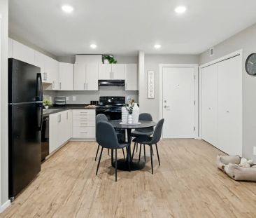 Two Bedroom One Bath - Photo 4