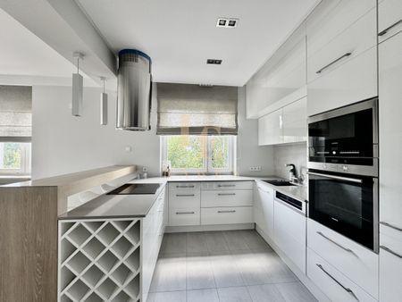 Zwierzęta akceptowane|Garaż|Balkon|Trzy sypialnie - Photo 4