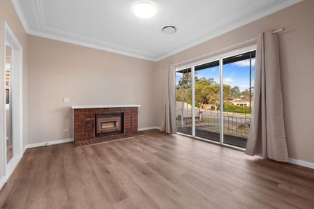 Neat as a pin - Photo 5