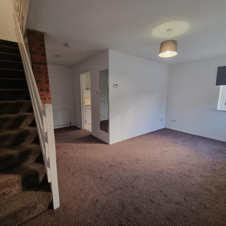2 bedroom semi-detached house to rent - Photo 1