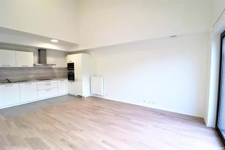 Appartement te huur - Foto 4