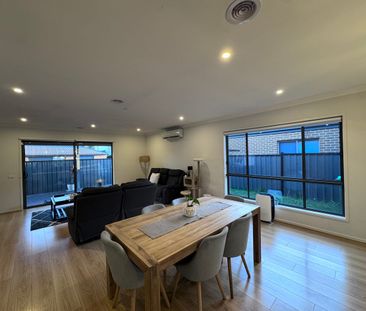 Family Living in the Heart of Mernda - Photo 6