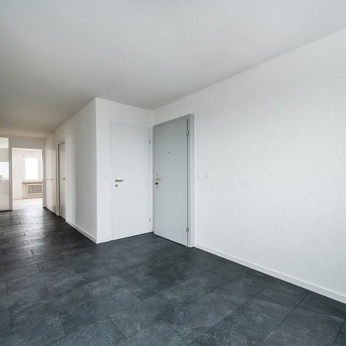 Visit – Move in – Feel at home - Photo 1