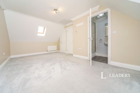 3 bedroom house to rent Poppy Way, IP16 - Photo 2