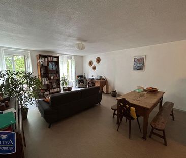 Location Appartement 4 pièces 97m² ISSOIRE 63500 - Photo 2