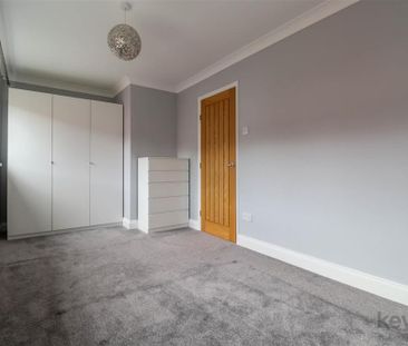 2 bedroom semi-detached house to rent - Photo 4