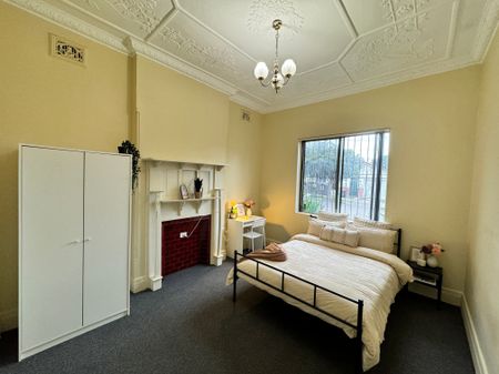 Smithfield - Photo 3