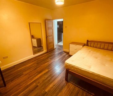 Bedsit, Cheviot House, N16 - Photo 6