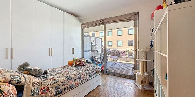 Appartement te huur in Elsene voor € 1.950 met 2 slaapkamers - Photo 1