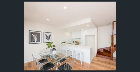 Stylish Bulimba Living - Courtyard - Bulimba Living - Photo 3